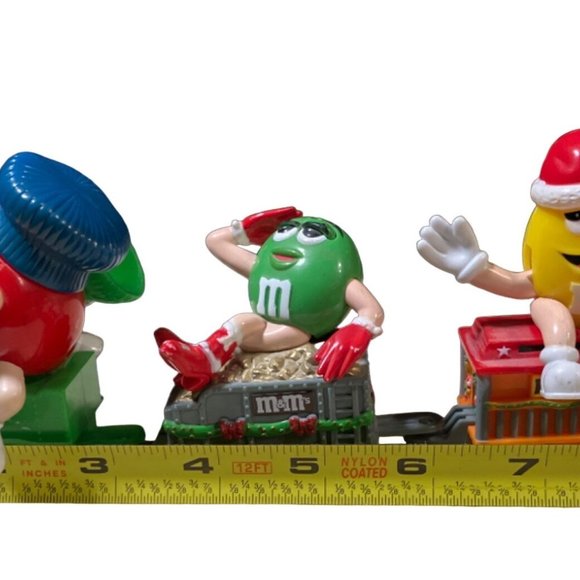 M&Ms Mini Plastic Christmas Train Set of Three - Picture 12 of 12
